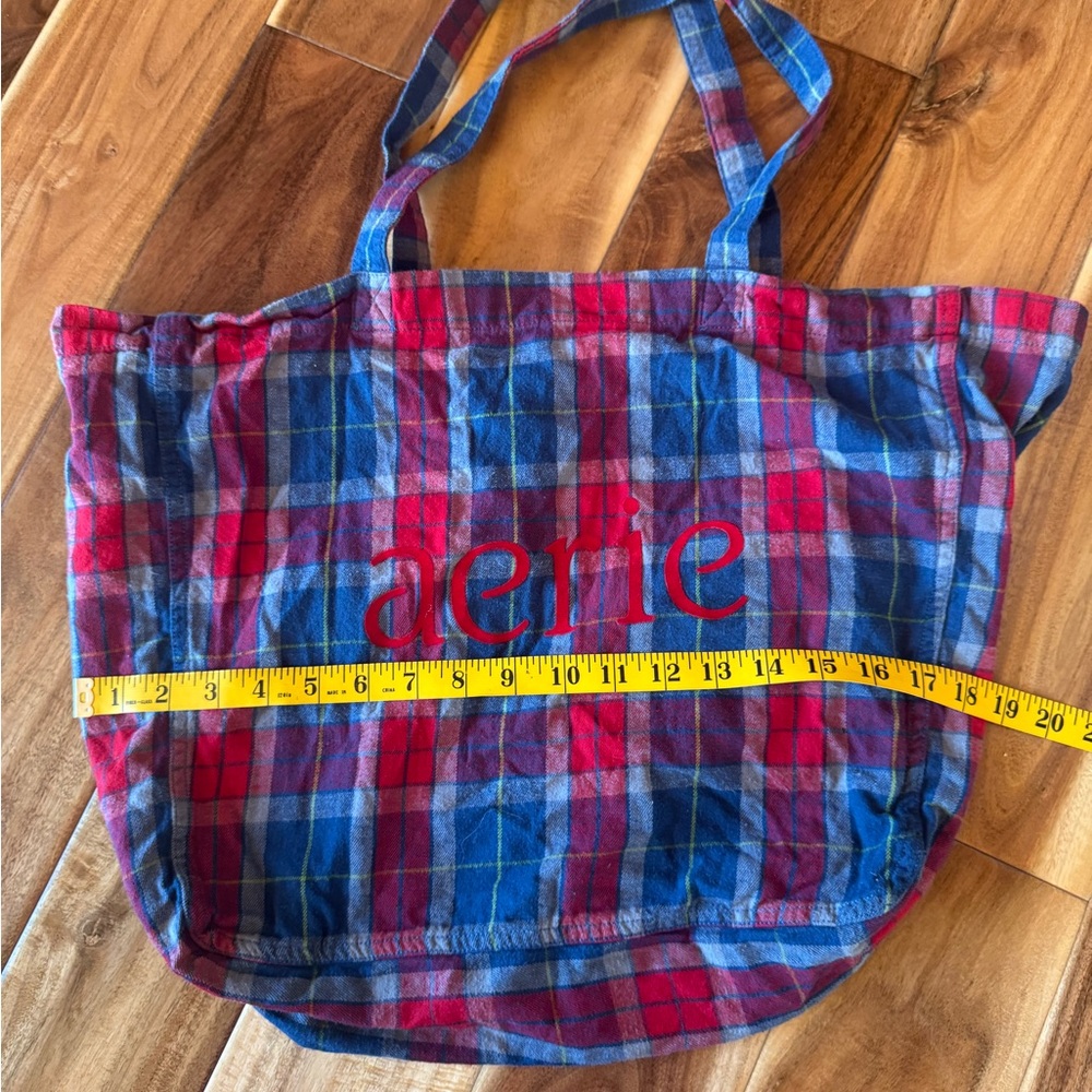 Aerie Cotton Plaid Flannel Tote Bag - Picture 5 of 5